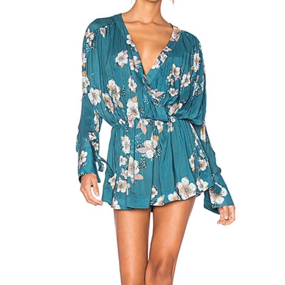 Free People Tuscan Dreams Blue Floral Tunic Mini Dress Small Bell Sleeve V-Neck